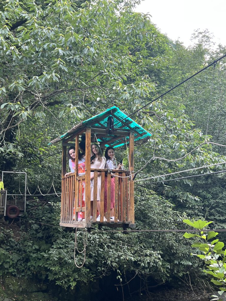 1845F27A-A458-4476-AA2C-41A17EAEB952