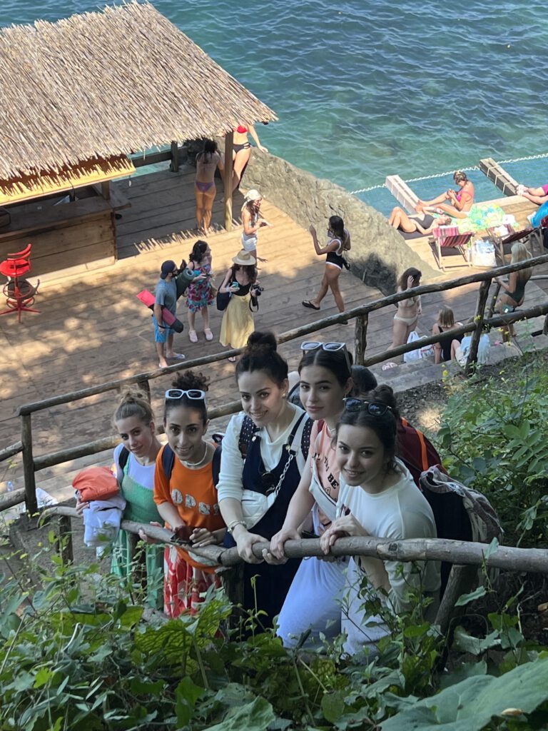 27BFE8EC-D206-43ED-884D-1E502044713A