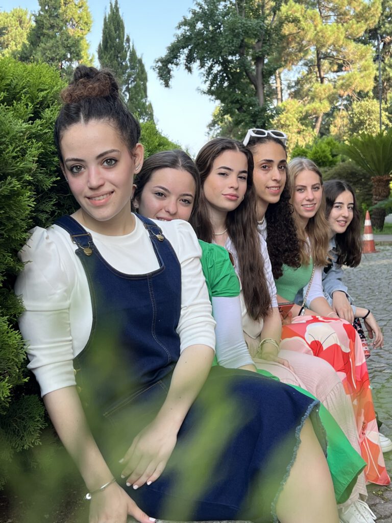 28FDF01C-61F4-4941-891D-281584F136AC