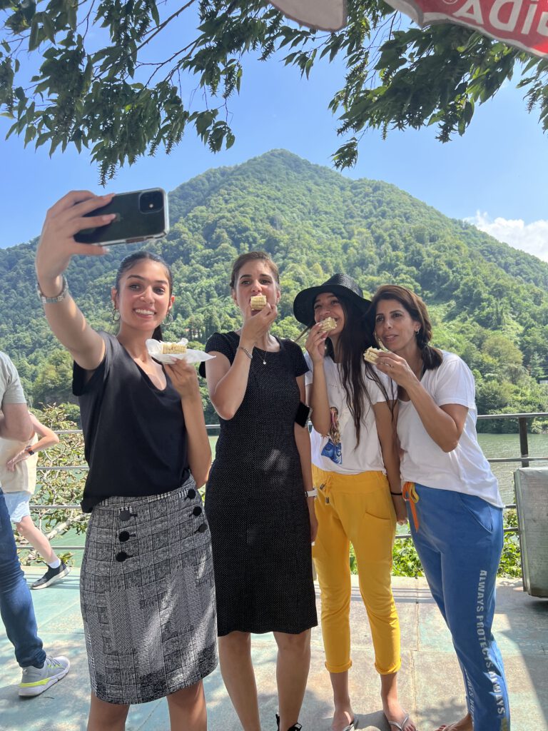 56D81EE2-795E-4D0B-99CE-9FC9A8F95965