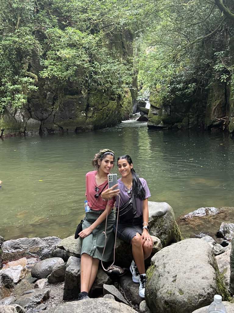 5B410C24-FE63-4B1B-9BDB-7D308F1D01A0