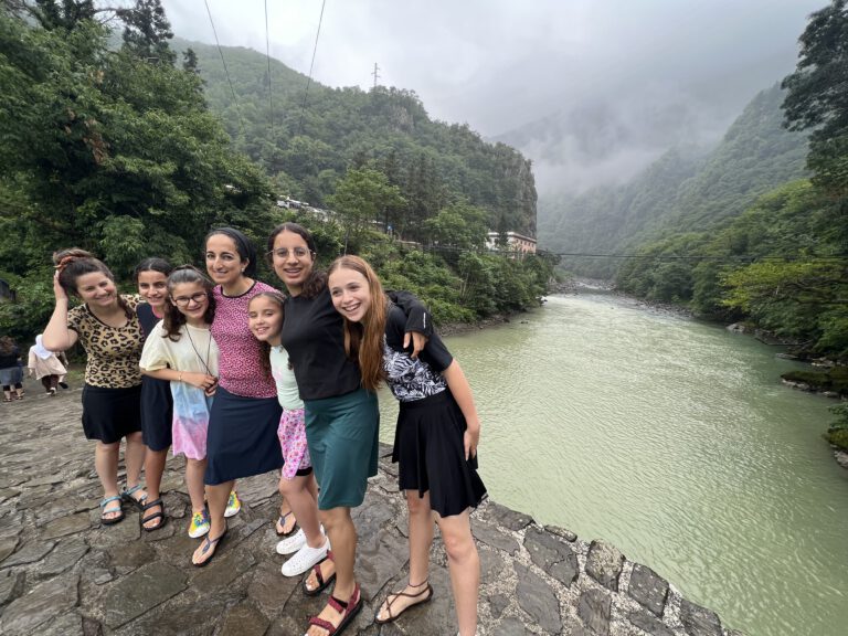 D15FDE7A-71CD-4C20-80D7-78AD41BE7F86